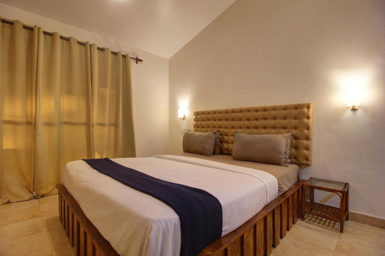Grand Royale Palms Benaulim Hotel Bagian luar foto